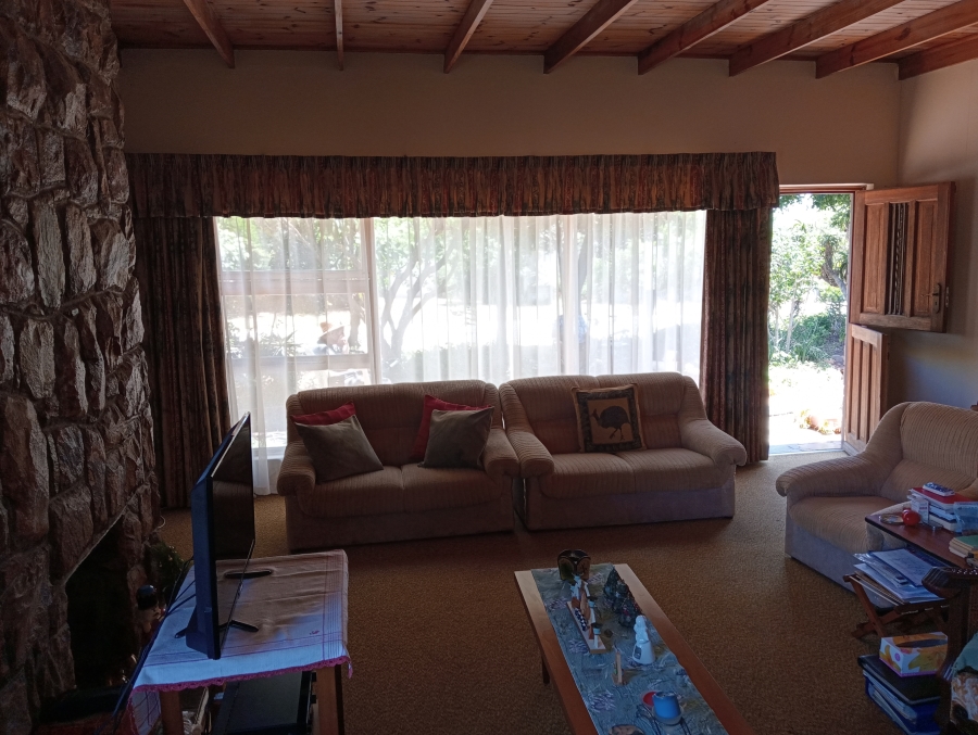 4 Bedroom Property for Sale in Bothasrus Eastern Cape